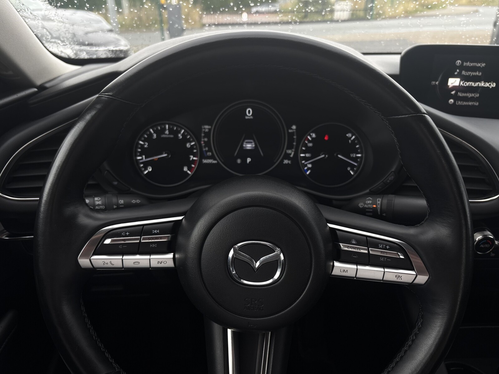 Mazda 3 - zdjęcie 18