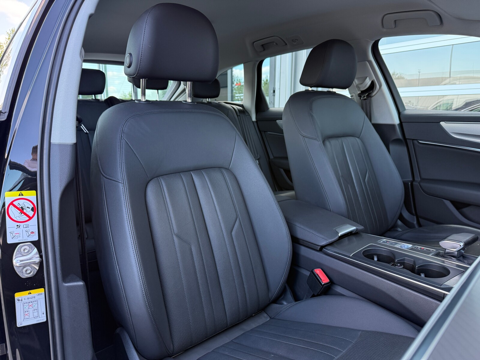 Audi A6 Avant - zdjęcie 22