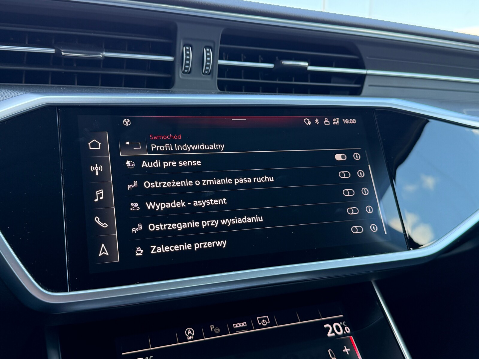 Audi A6 Avant - zdjęcie 36