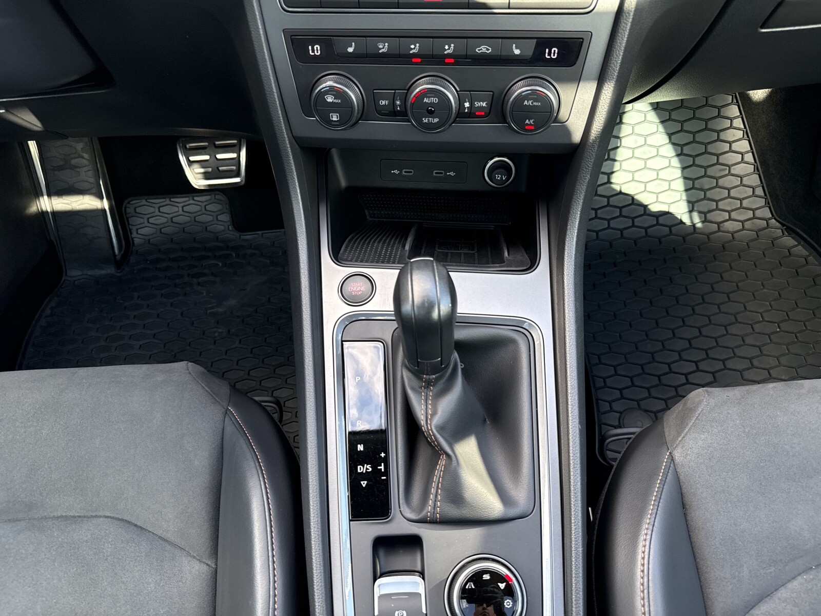 Cupra Ateca - zdjęcie 15