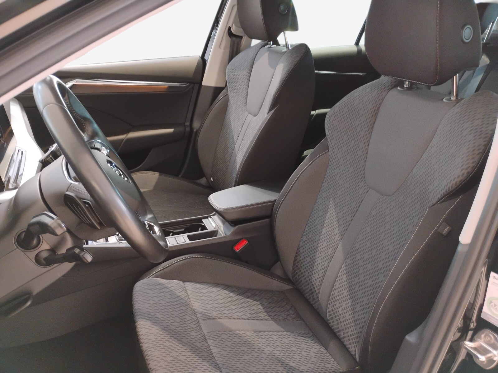 Škoda Octavia Combi - zdjęcie 11