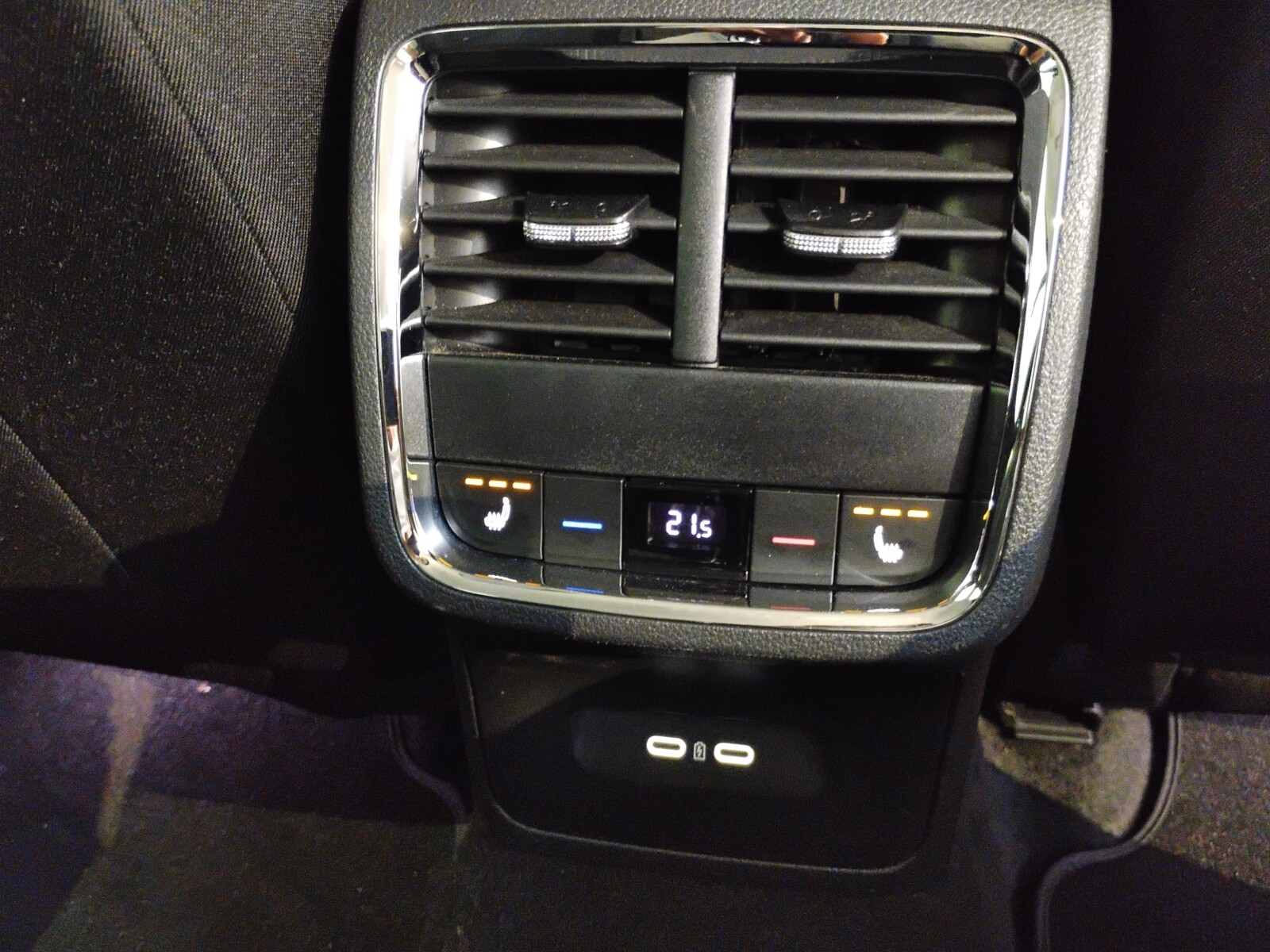 Škoda Octavia Combi - zdjęcie 18