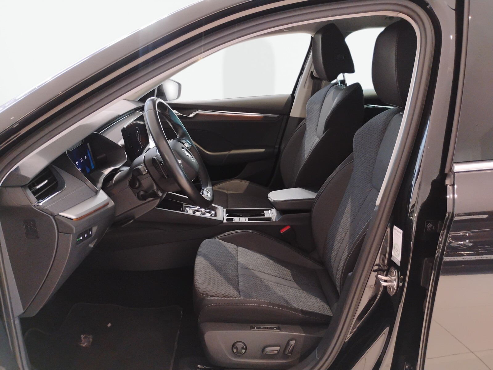 Škoda Octavia Combi - zdjęcie 10