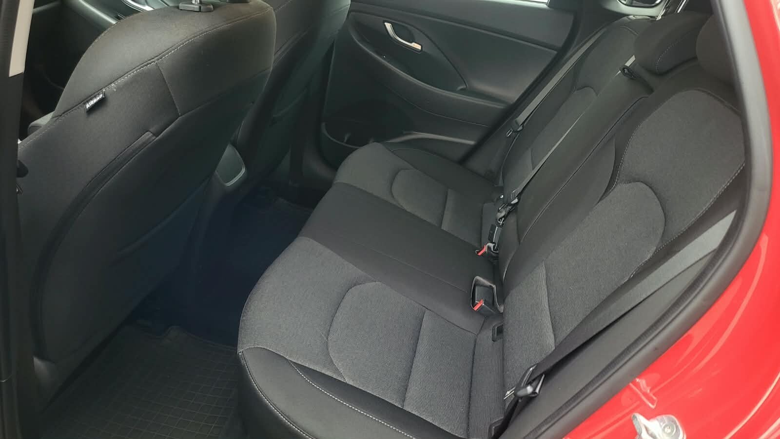 Hyundai i30 - zdjęcie 11