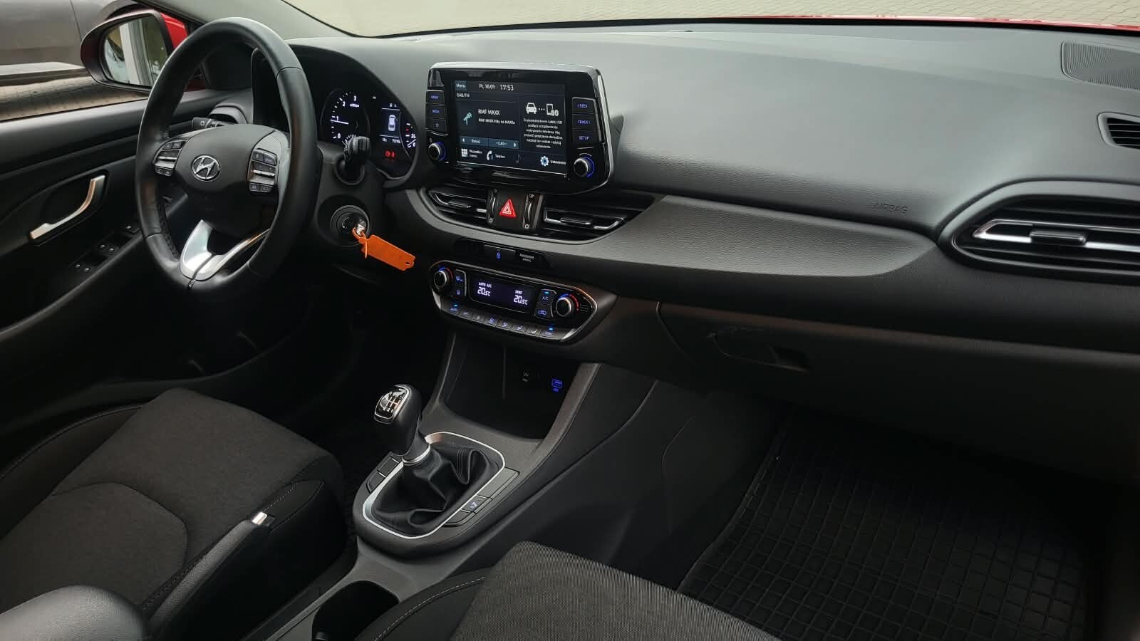 Hyundai i30 - zdjęcie 14