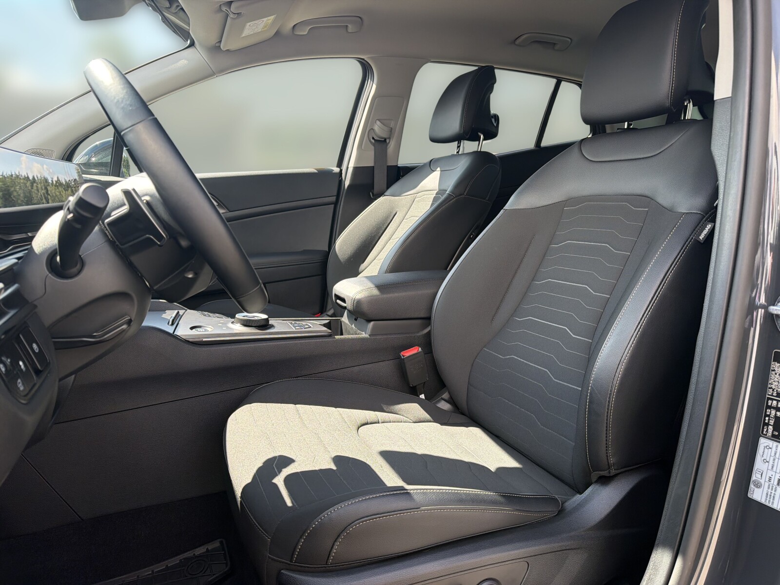 Kia Sportage - zdjęcie 10