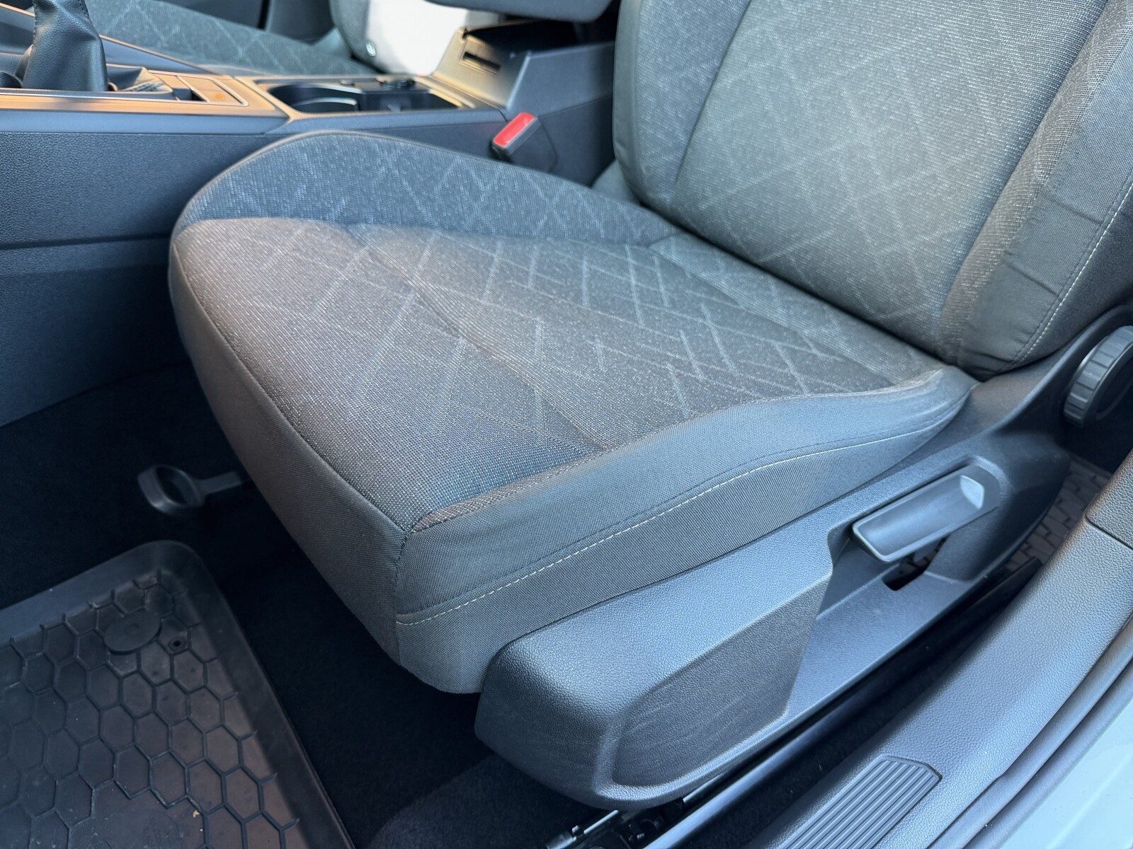 Volkswagen Golf - zdjęcie 12