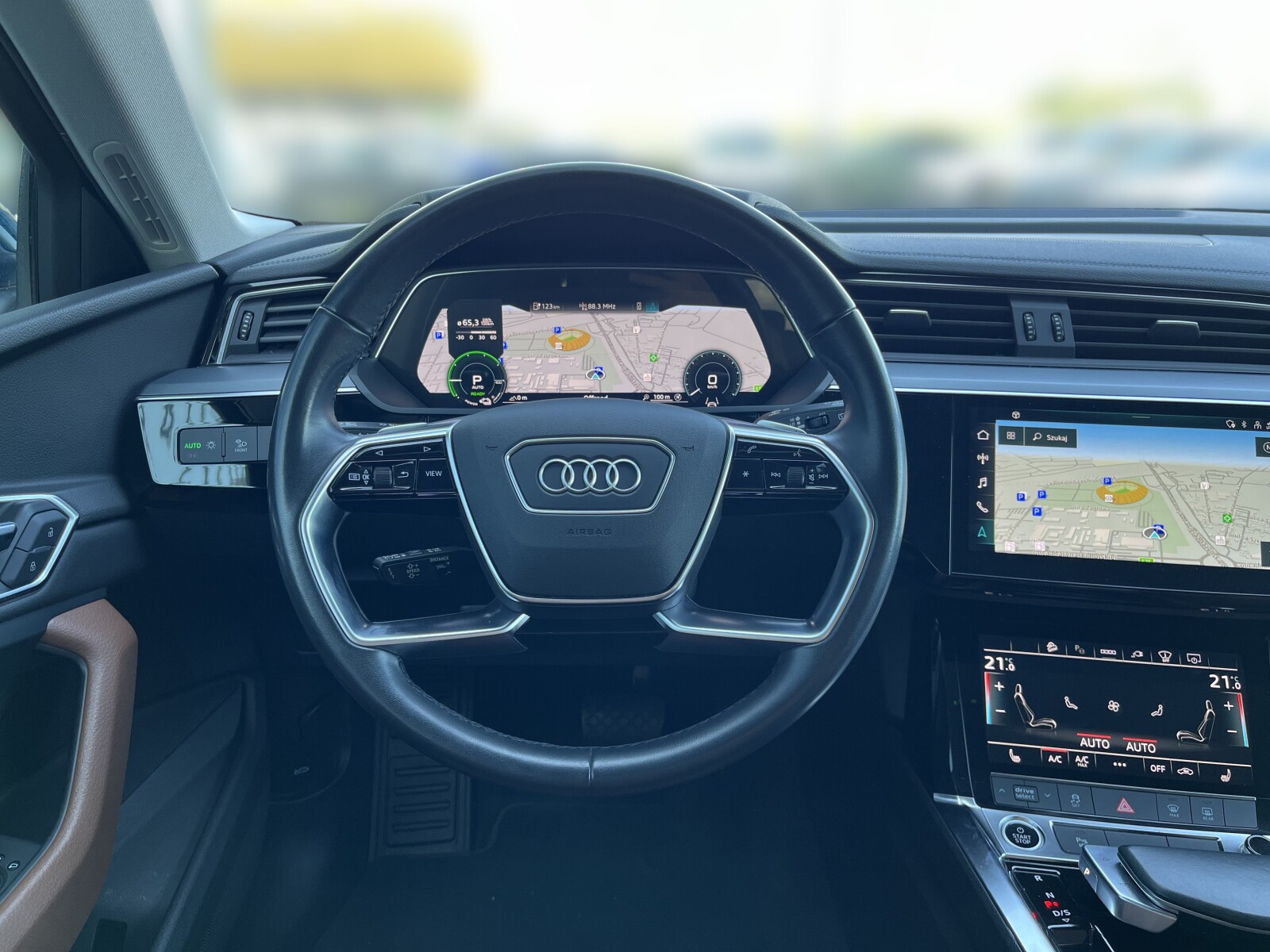 Audi e-tron - zdjęcie 20