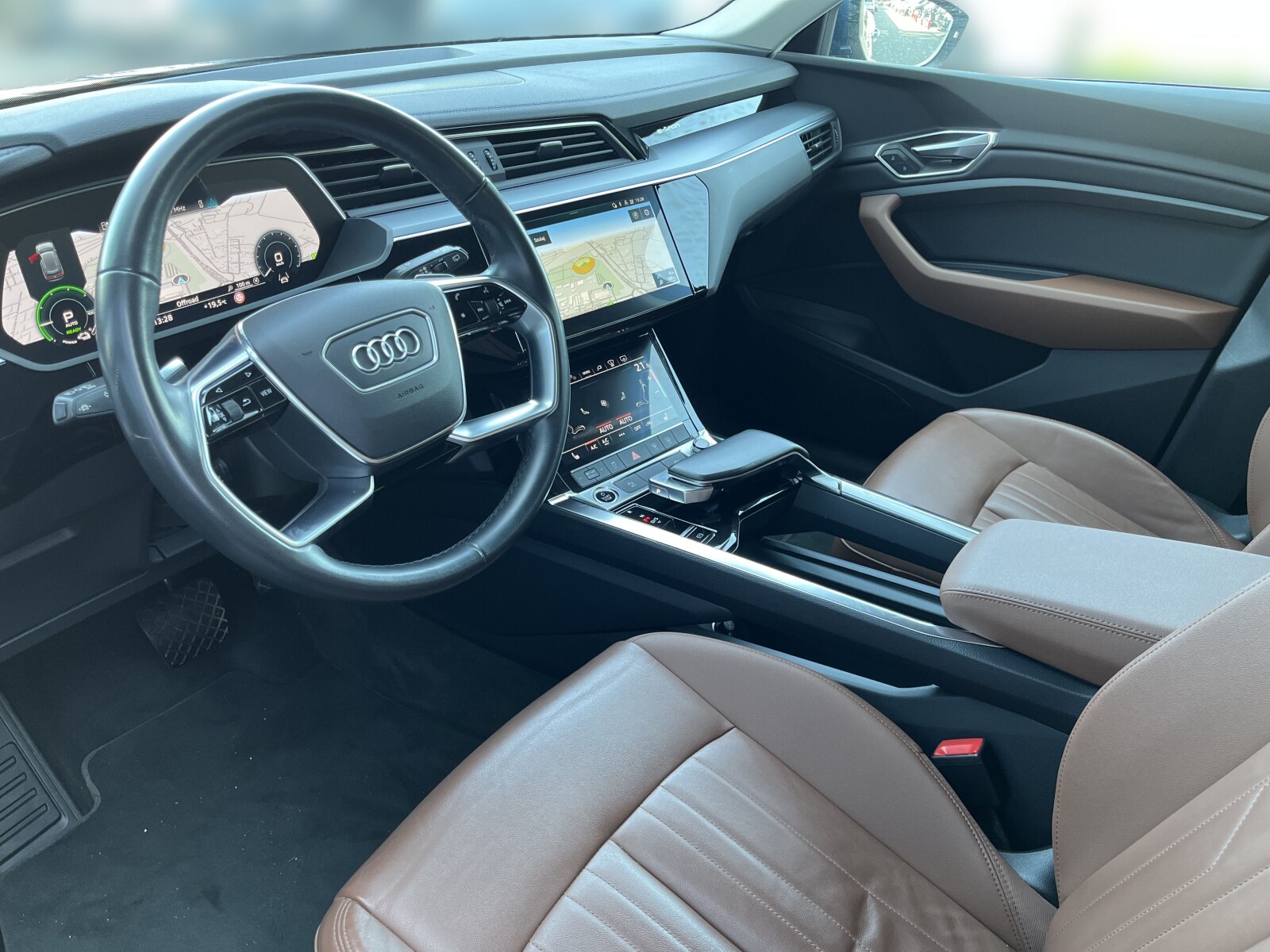 Audi e-tron - zdjęcie 11