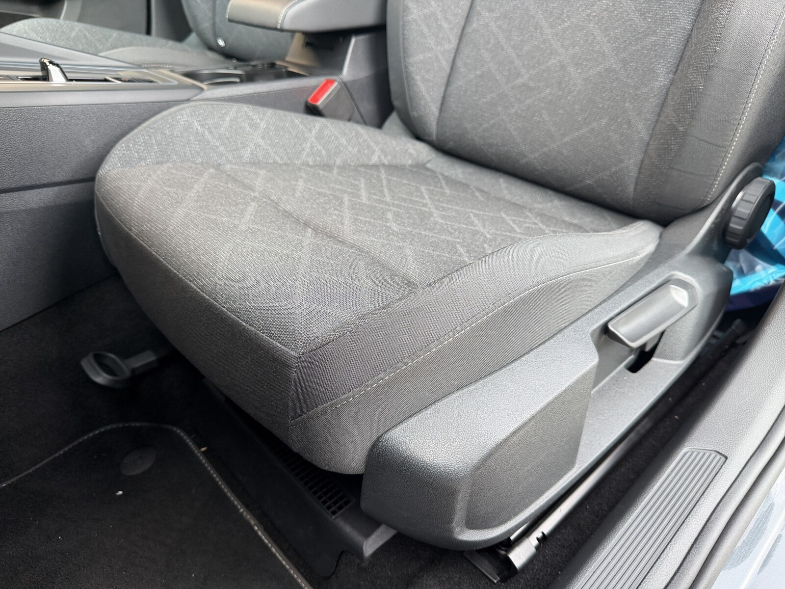 Volkswagen Golf - zdjęcie 12