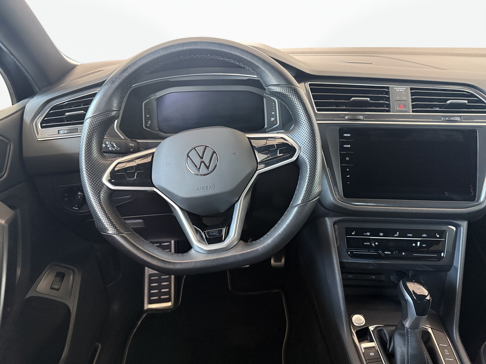 Volkswagen Tiguan Allspace - zdjęcie 12