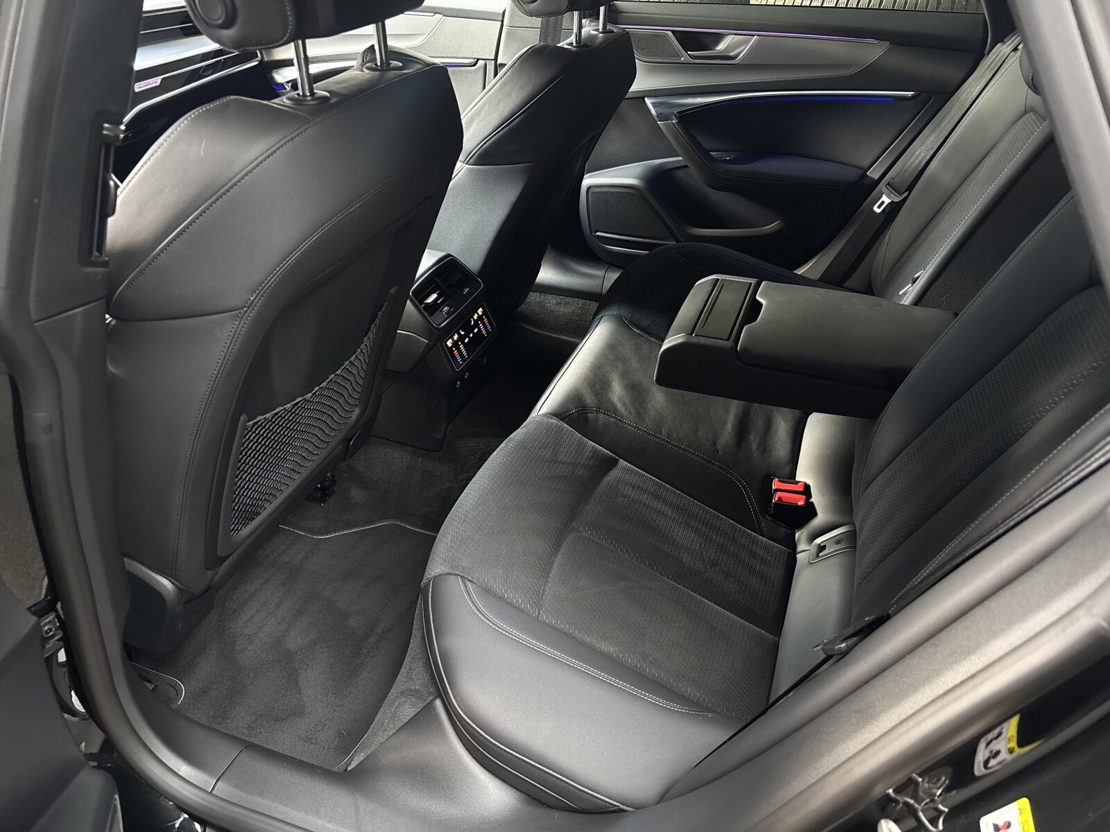 Audi A7 Sportback - zdjęcie 29