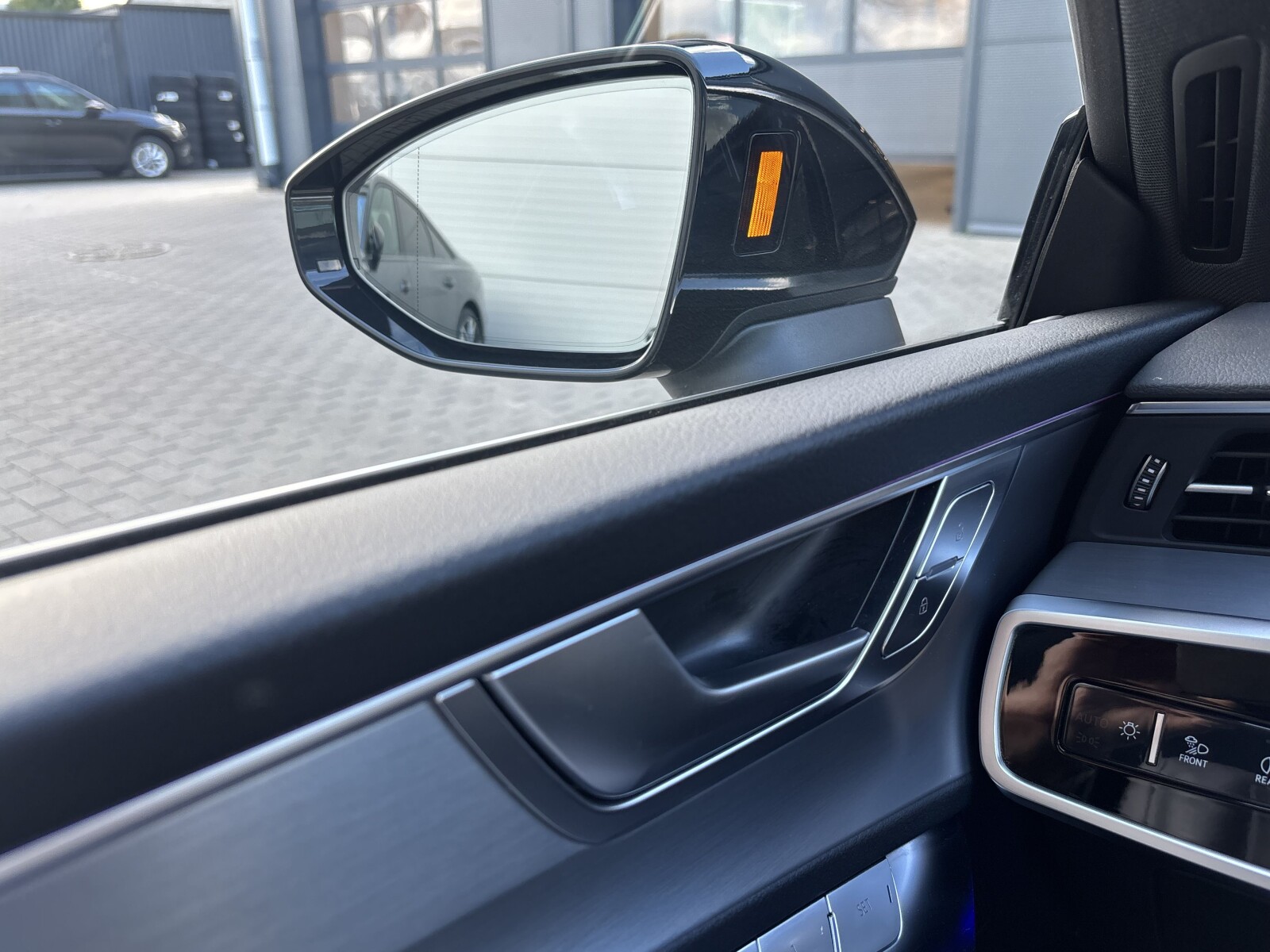 Audi A7 Sportback - zdjęcie 25
