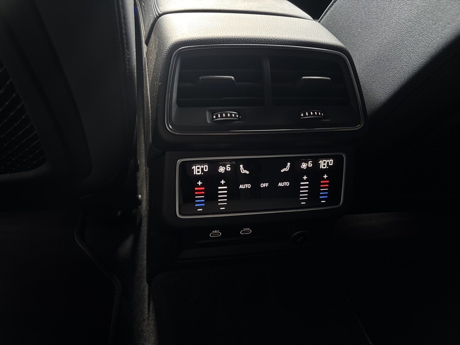 Audi A7 Sportback - zdjęcie 31