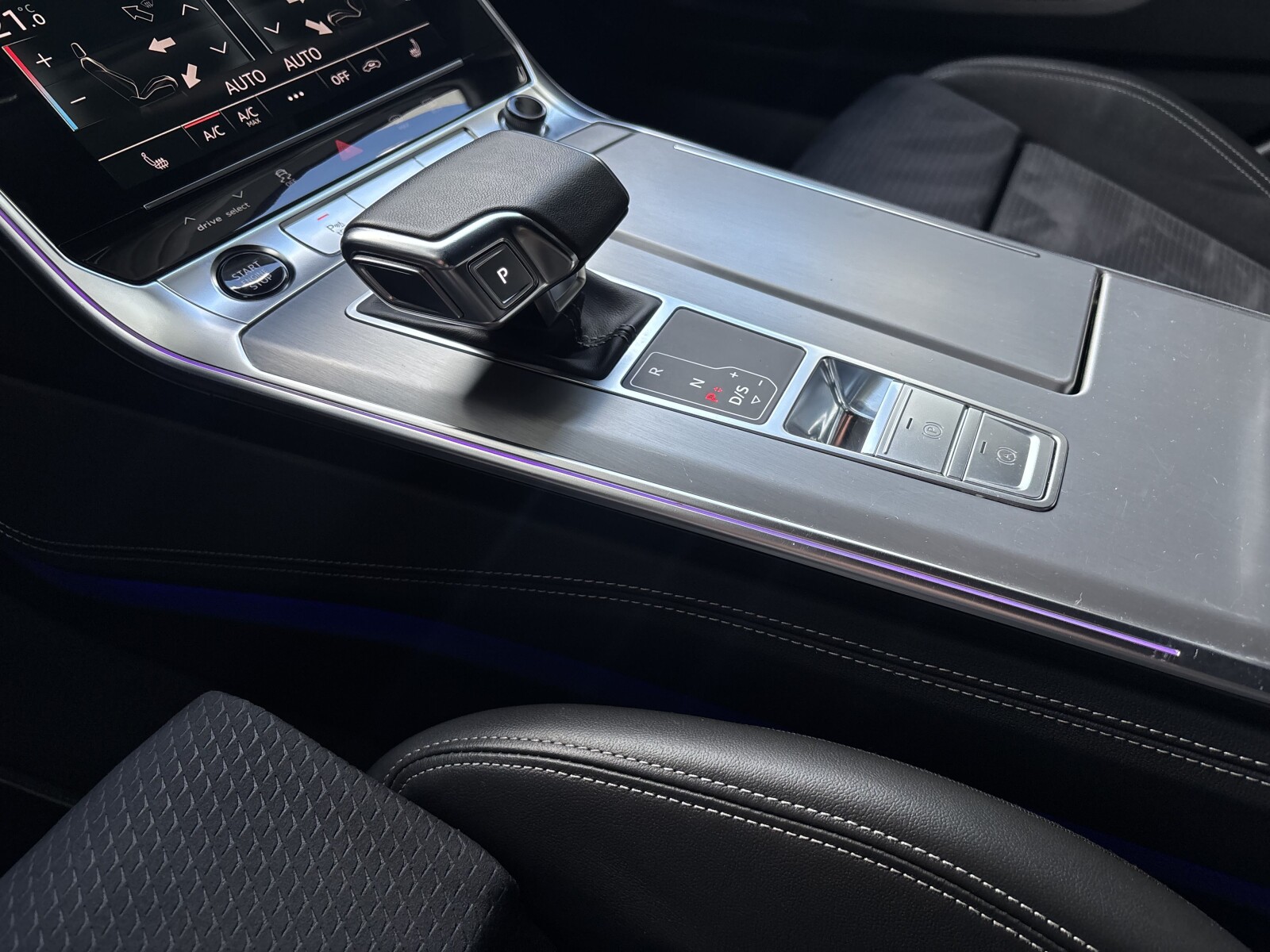 Audi A7 Sportback - zdjęcie 20