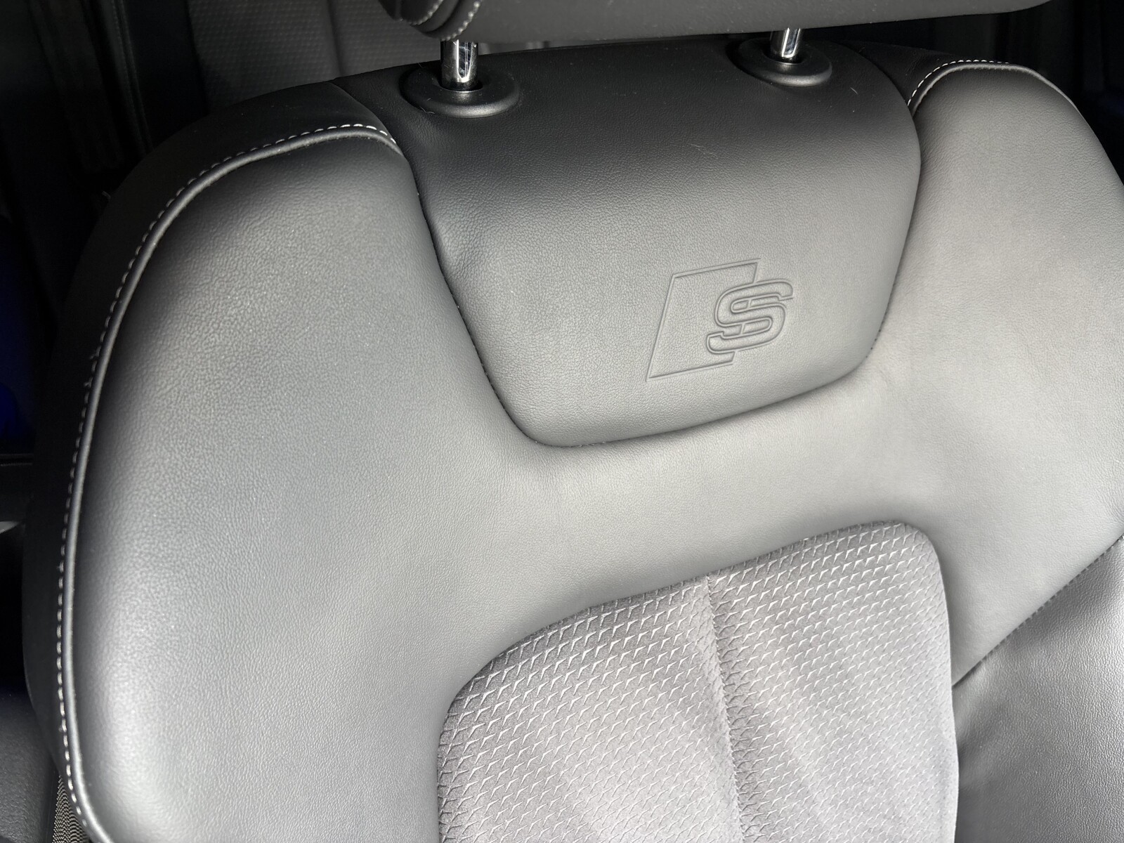 Audi A7 Sportback - zdjęcie 35