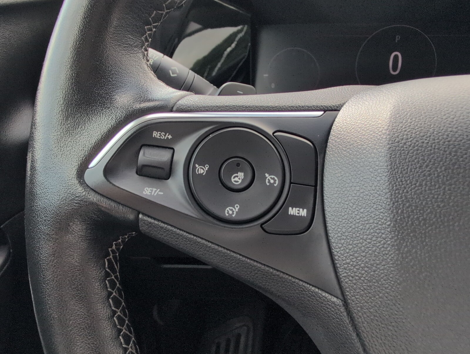 Opel Grandland - zdjęcie 21