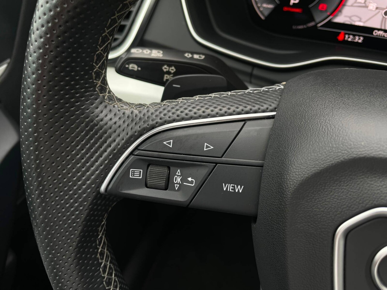 Audi Q5 - zdjęcie 24