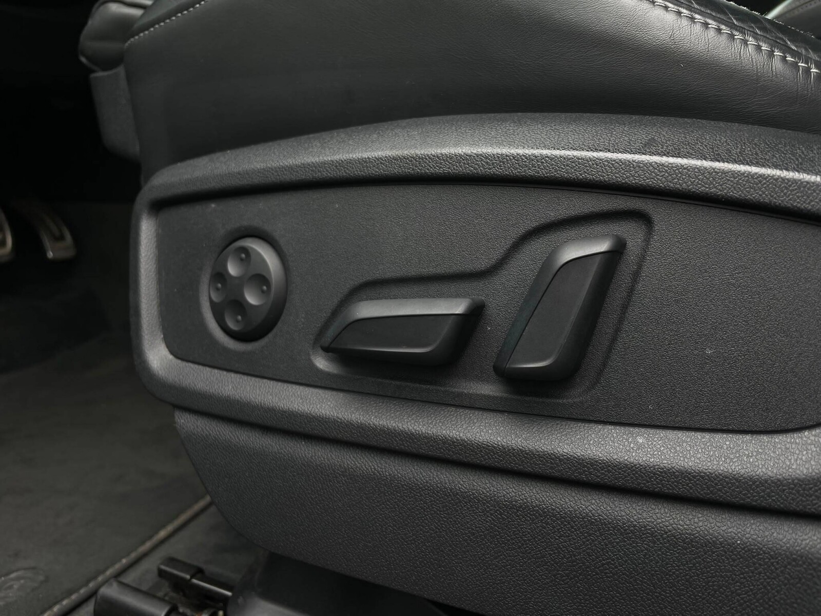 Audi Q5 - zdjęcie 19