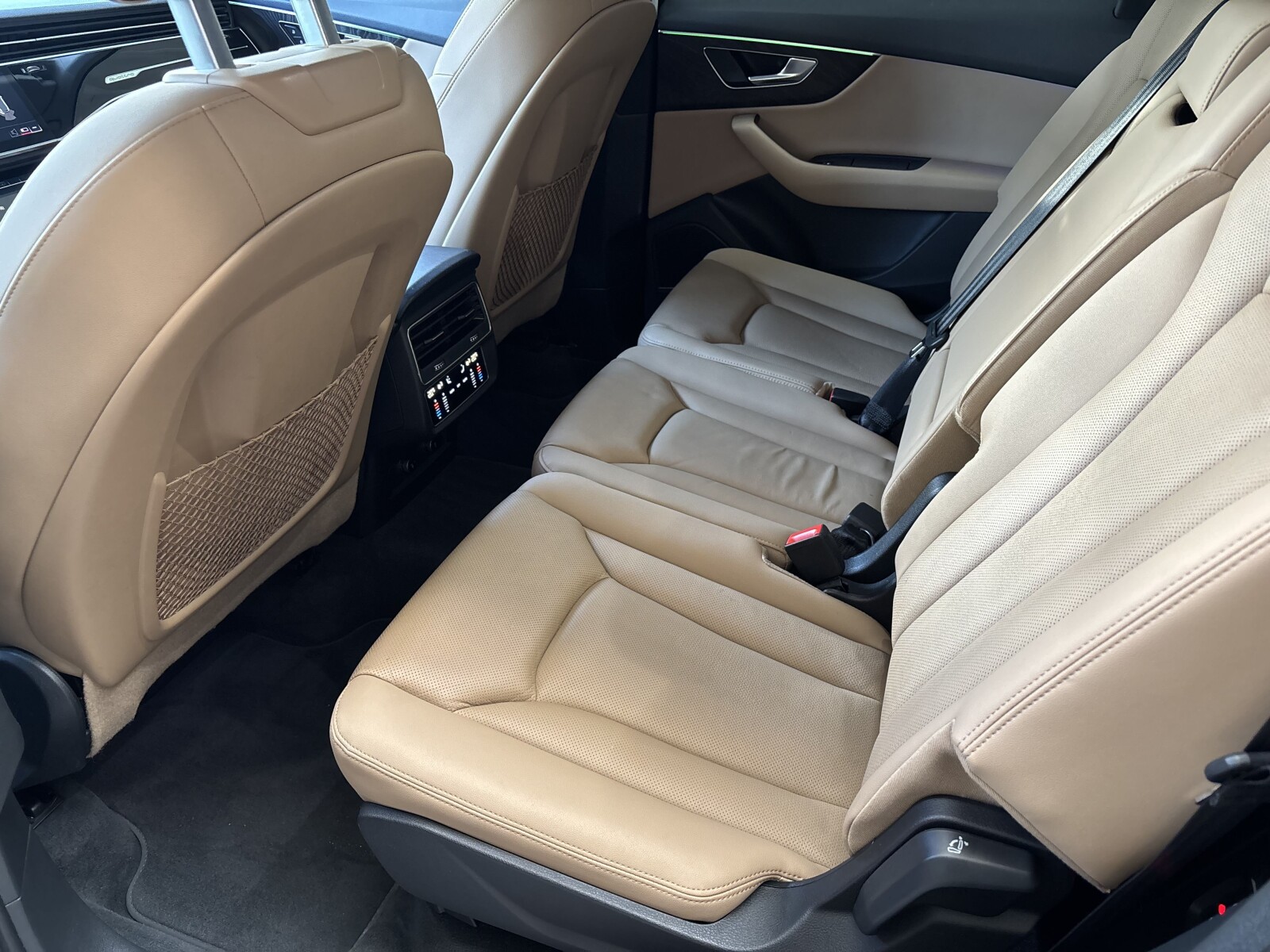 Audi Q7 - zdjęcie 29