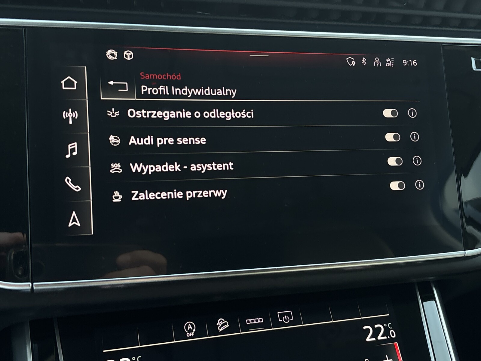 Audi Q7 - zdjęcie 25