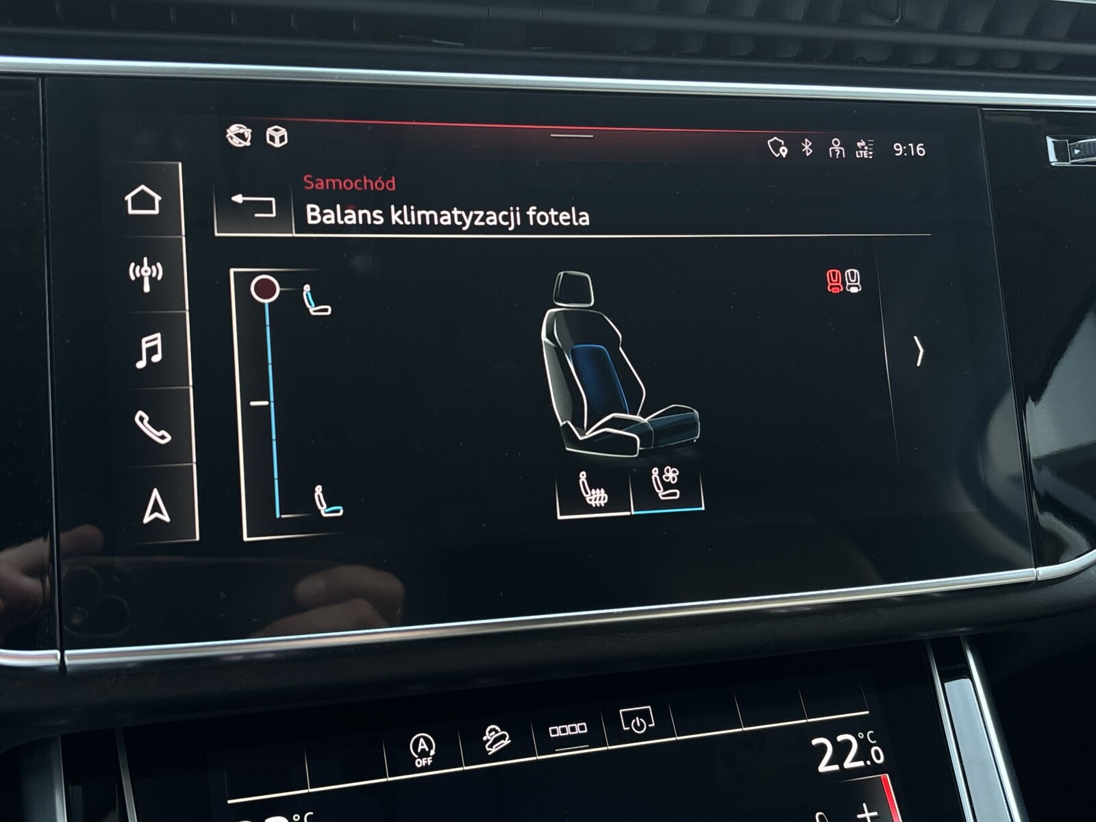 Audi Q7 - zdjęcie 23