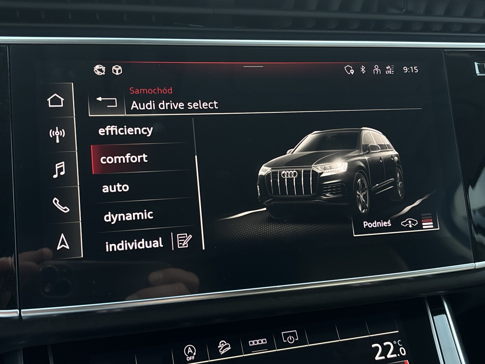 Audi Q7 - zdjęcie 22