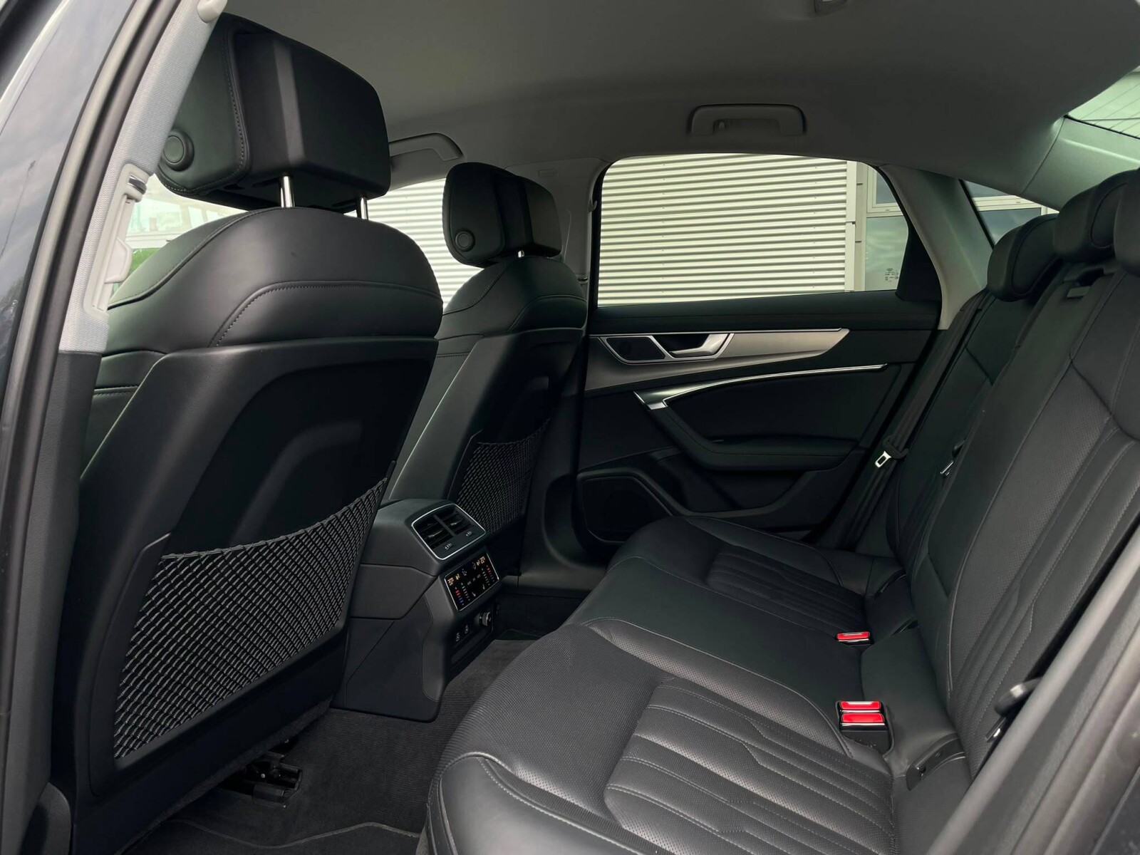 Audi A6 Limousine - zdjęcie 11