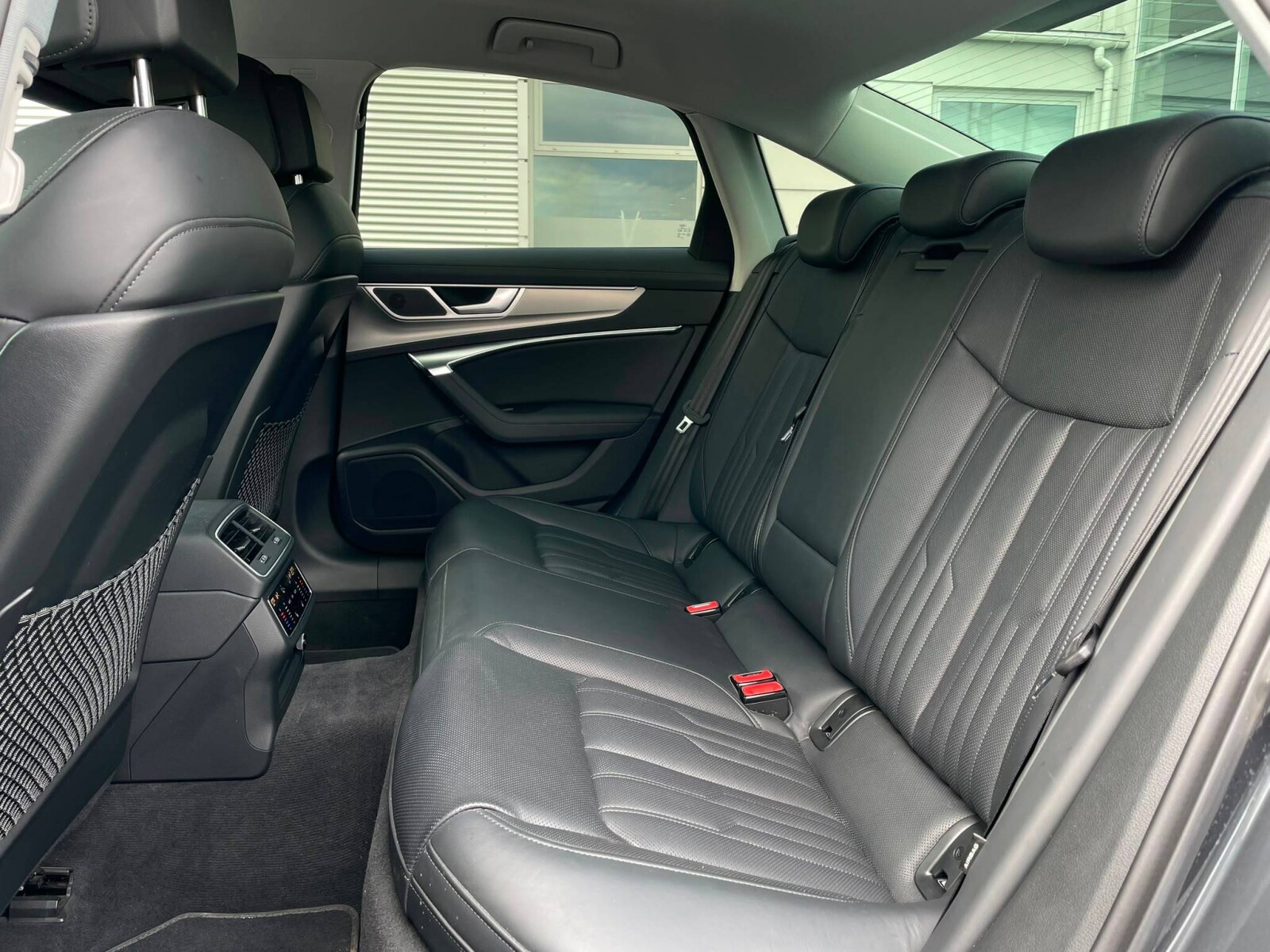 Audi A6 Limousine - zdjęcie 12