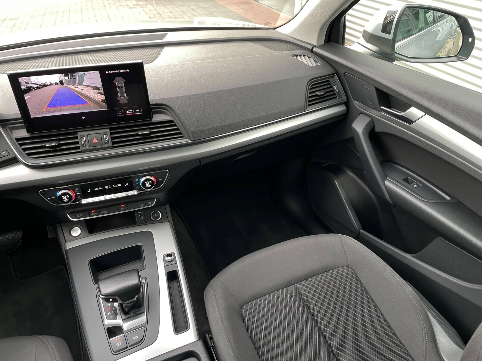 Audi Q5 - zdjęcie 15