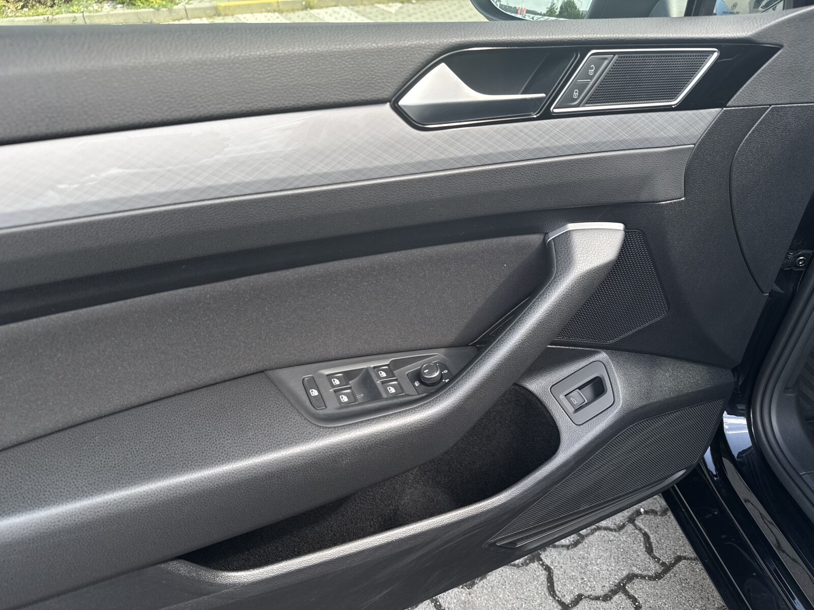 Volkswagen Passat Variant - zdjęcie 9