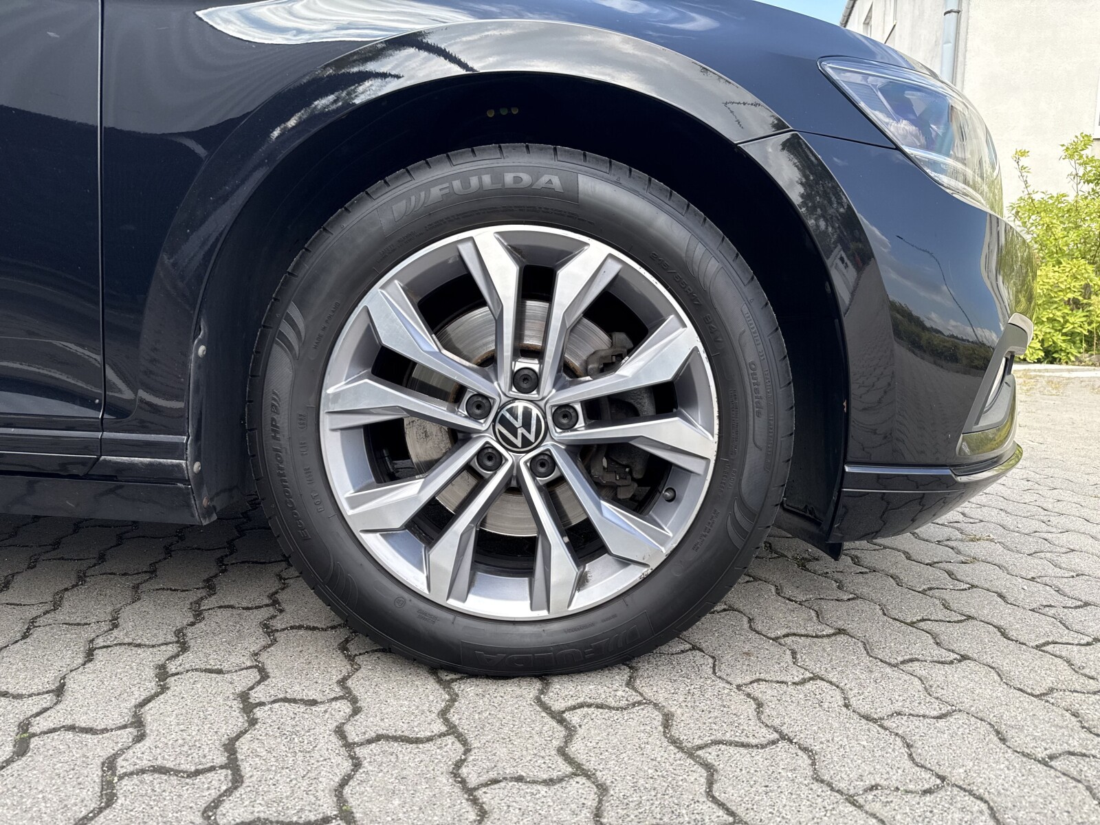 Volkswagen Passat Variant - zdjęcie 31