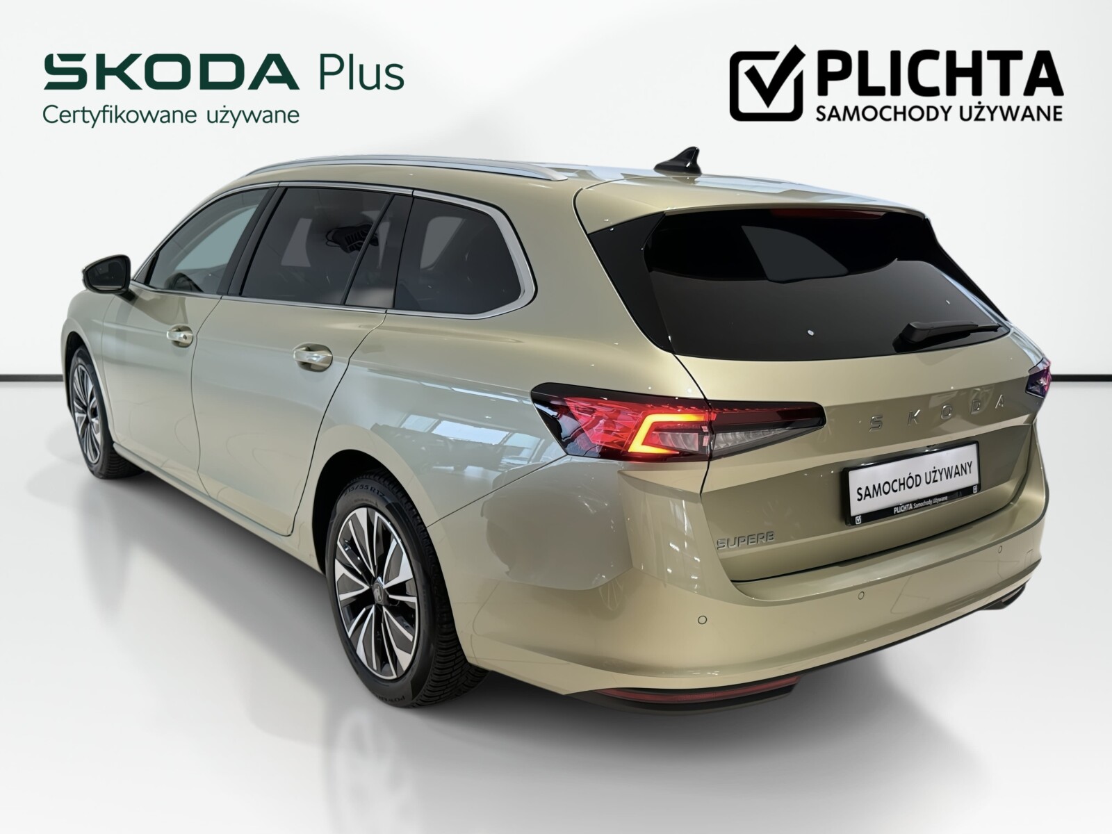 Škoda Superb Combi - zdjęcie 8