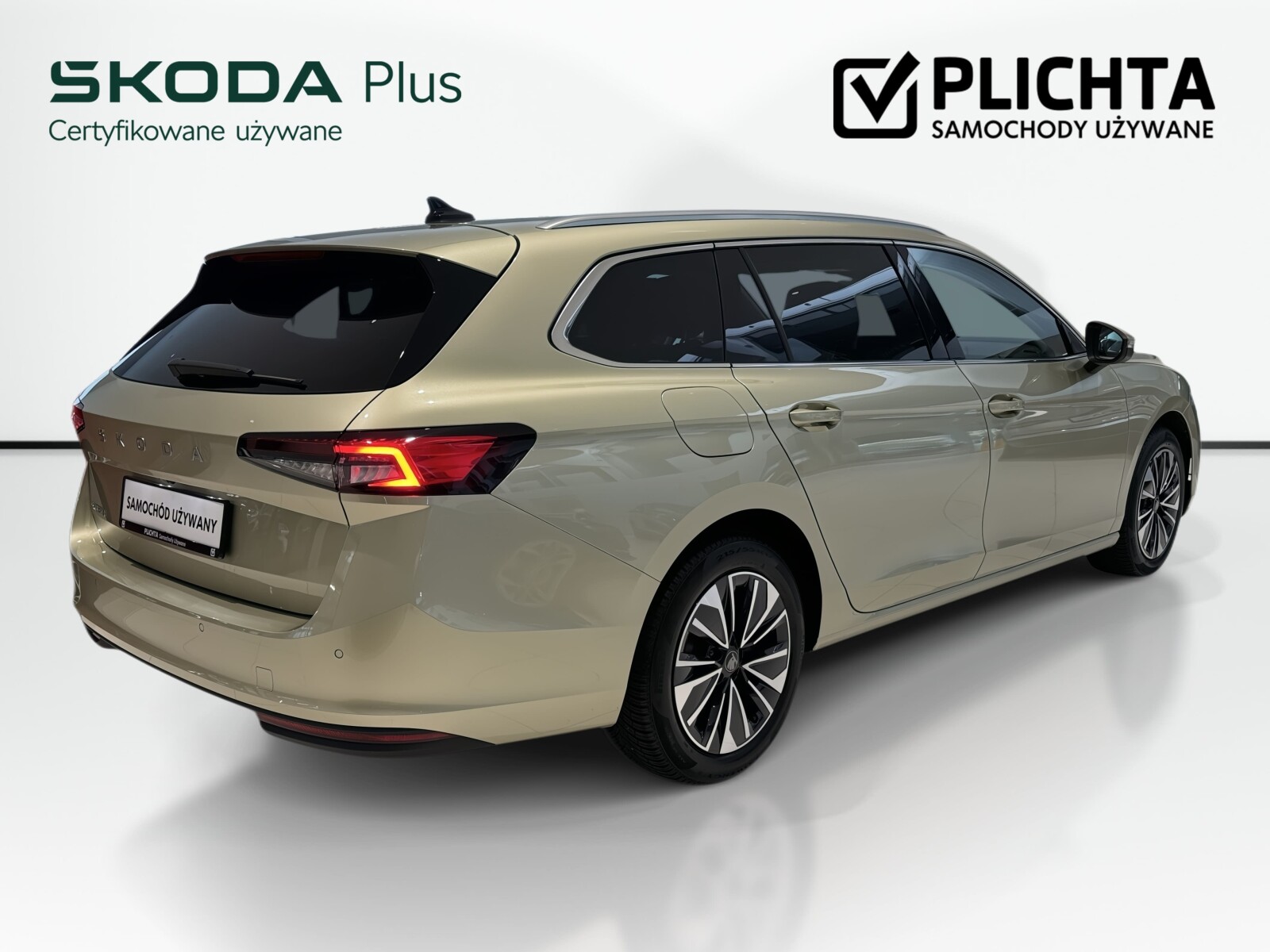 Škoda Superb Combi - zdjęcie 6