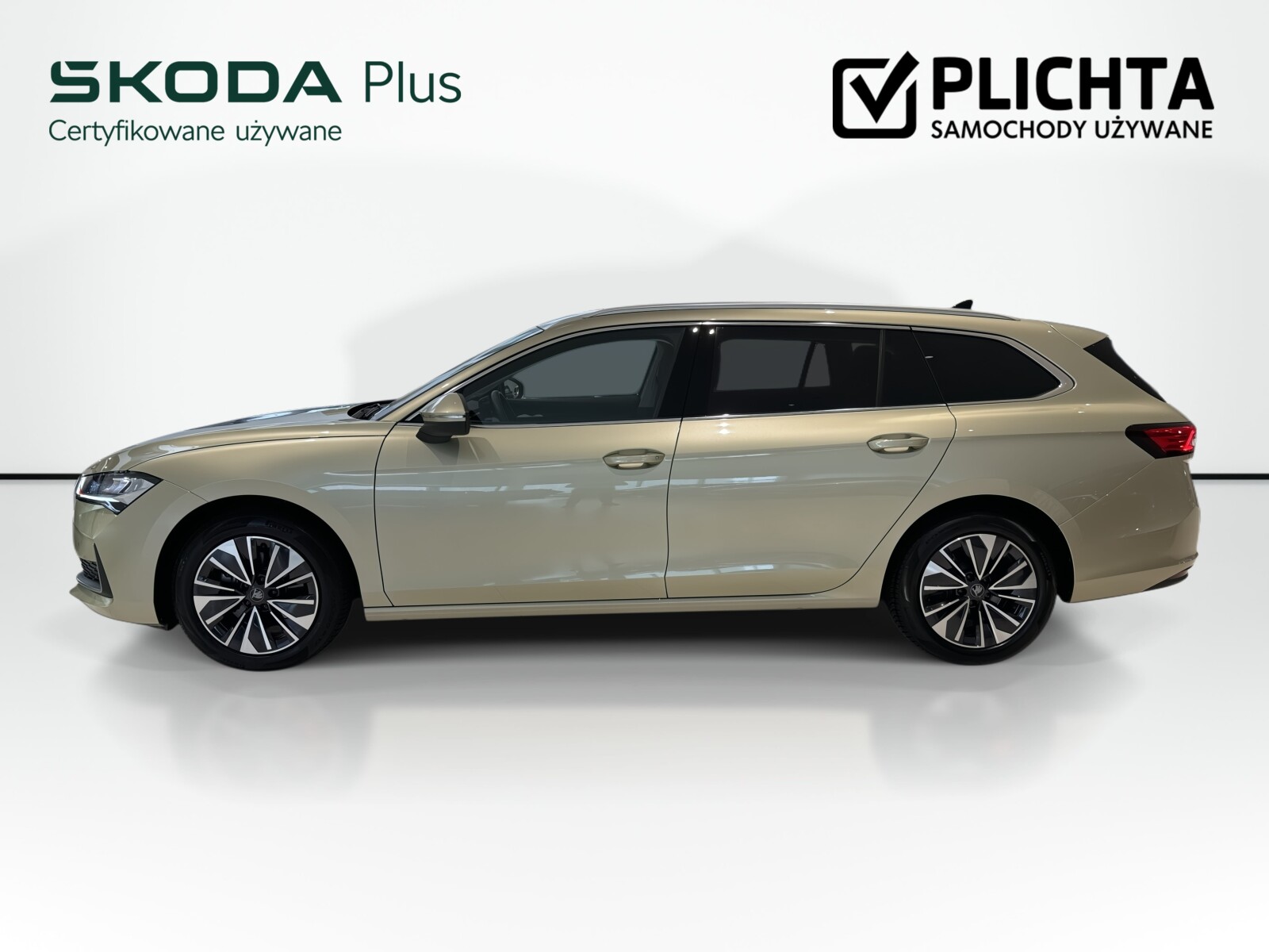 Škoda Superb Combi - zdjęcie 9