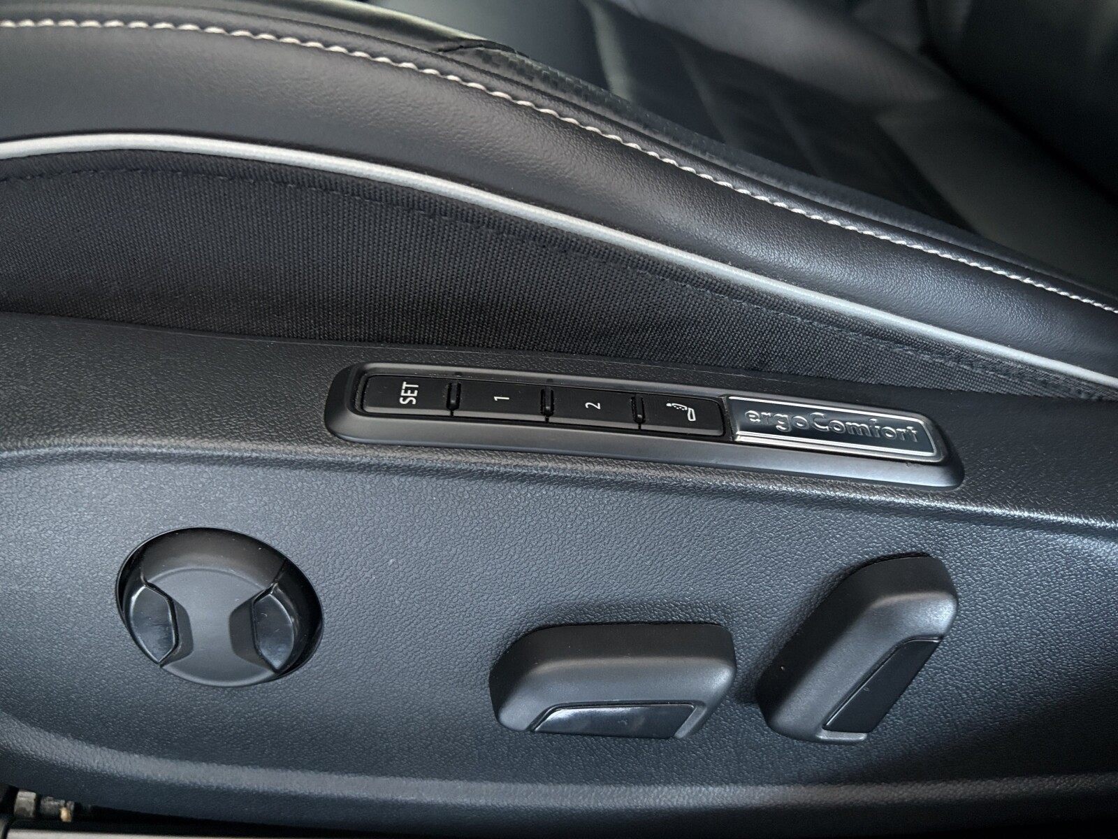 Volkswagen Arteon - zdjęcie 10