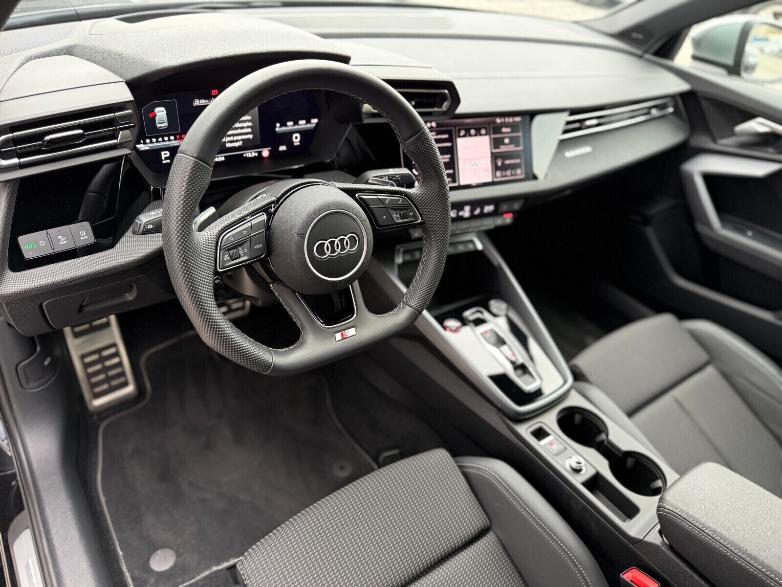Audi S3 Limousine - zdjęcie 9