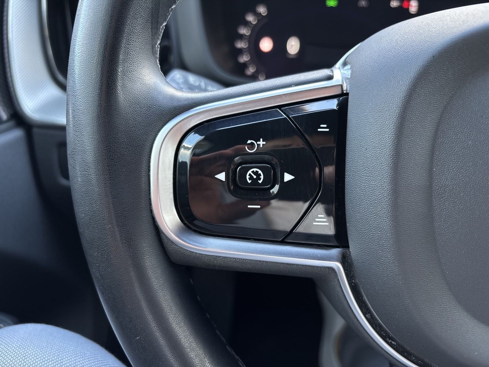 Volvo XC 60 - zdjęcie 12