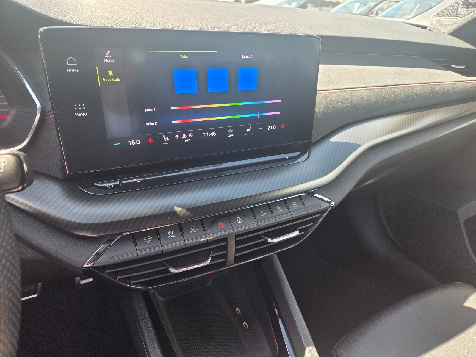 Škoda Octavia Combi - zdjęcie 30