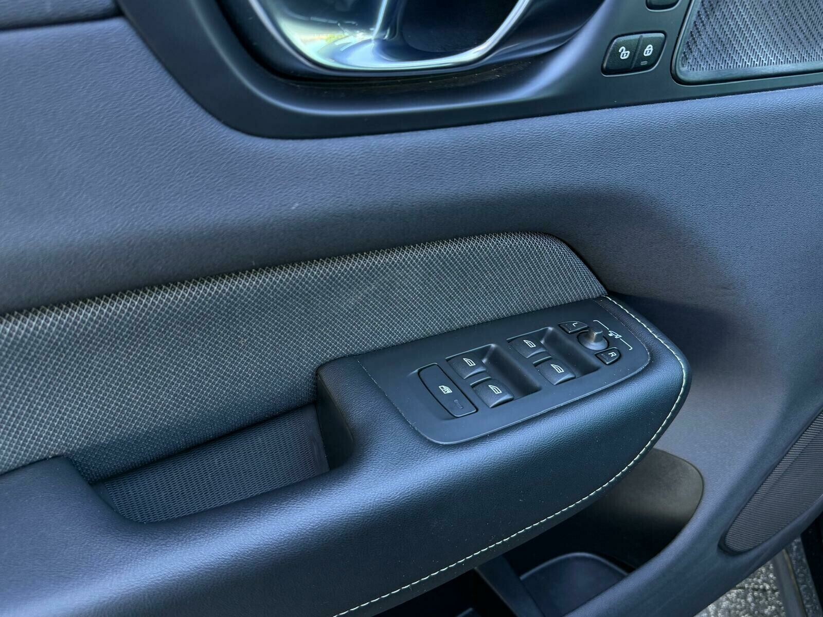 Volvo XC 60 - zdjęcie 17
