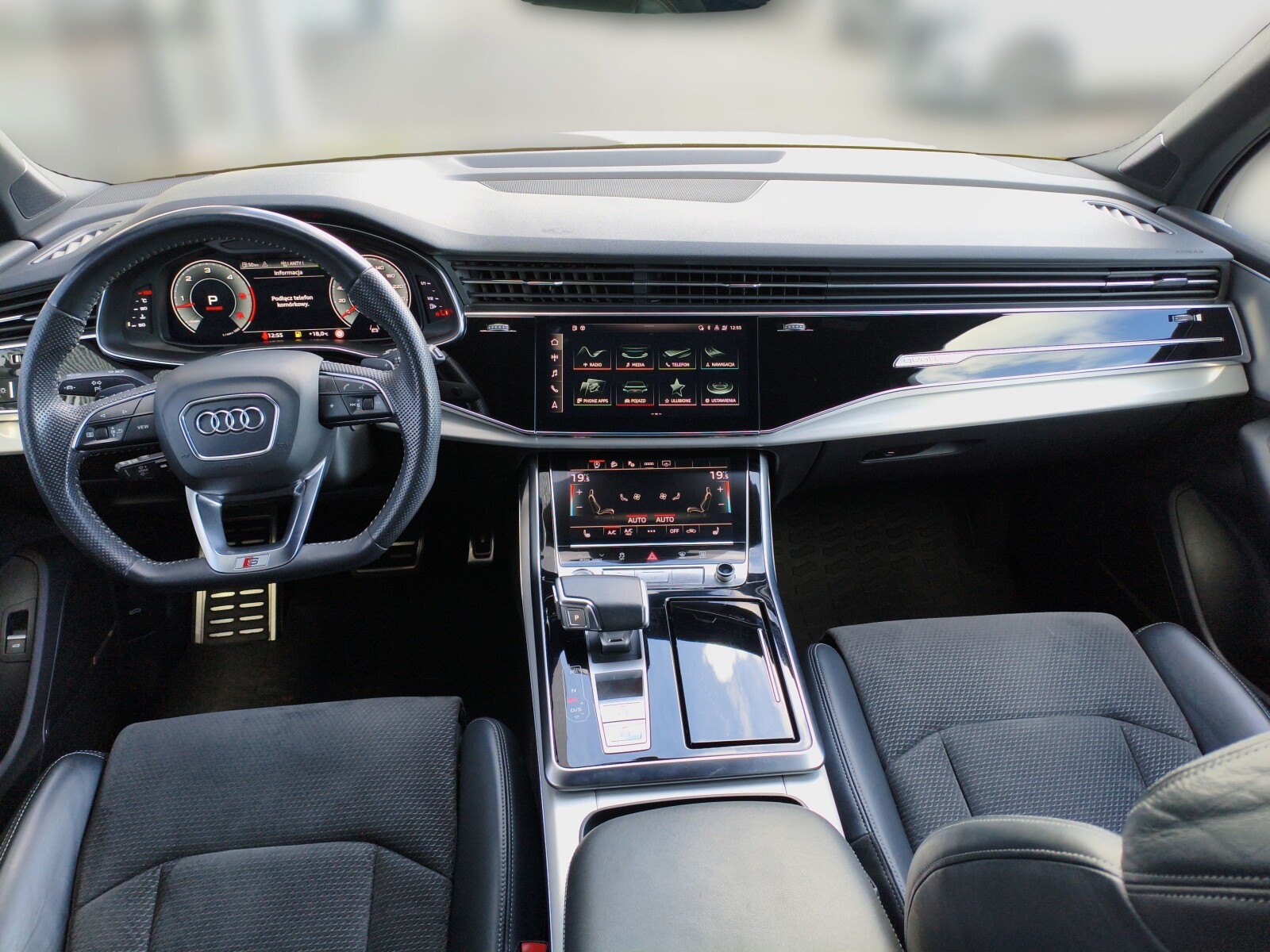 Audi Q7 - zdjęcie 11