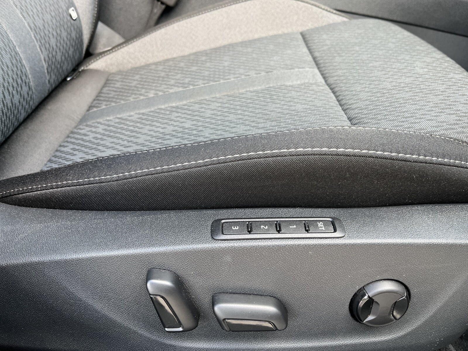 Škoda Octavia Combi - zdjęcie 22