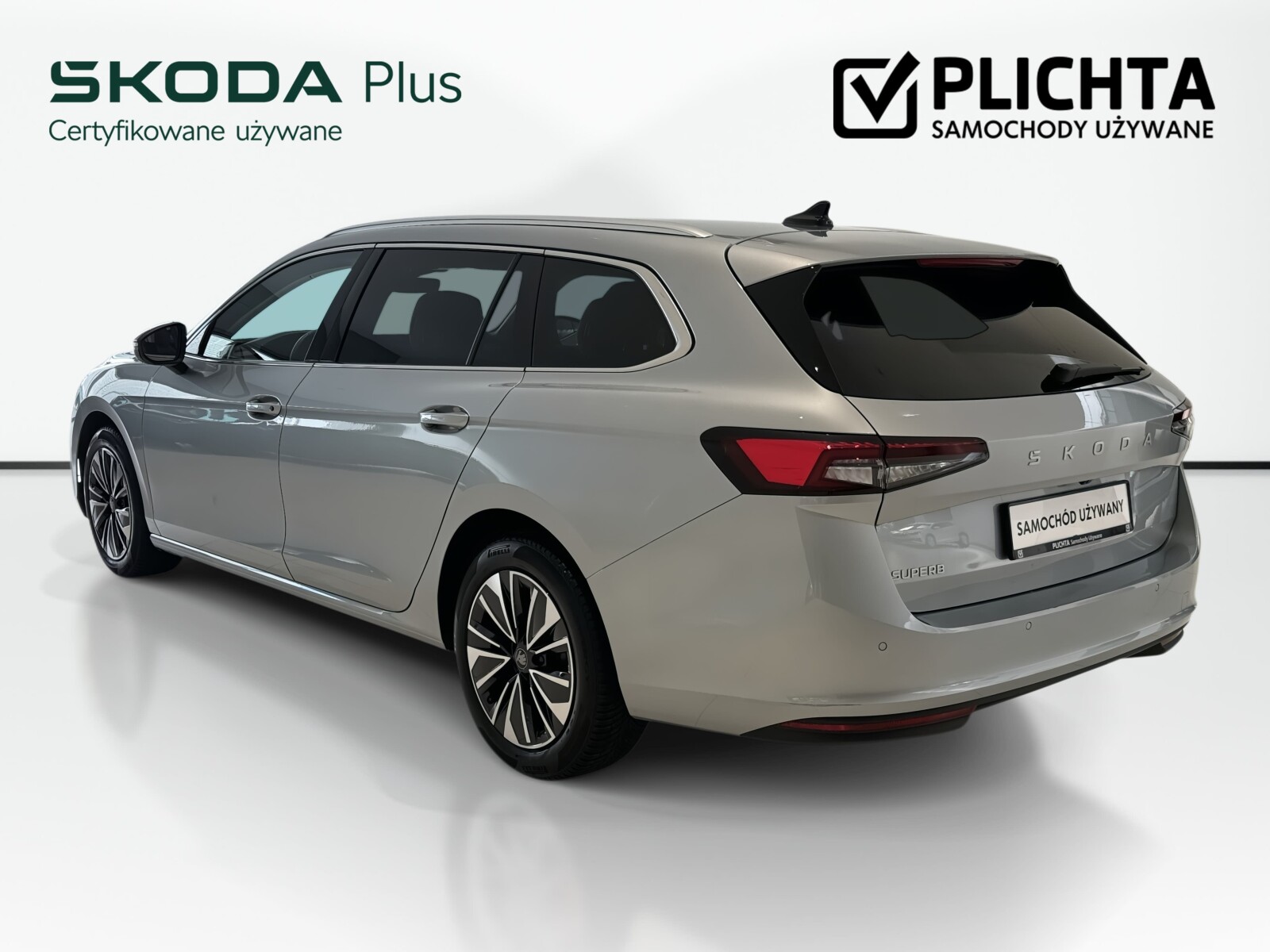 Škoda Superb Combi - zdjęcie 8