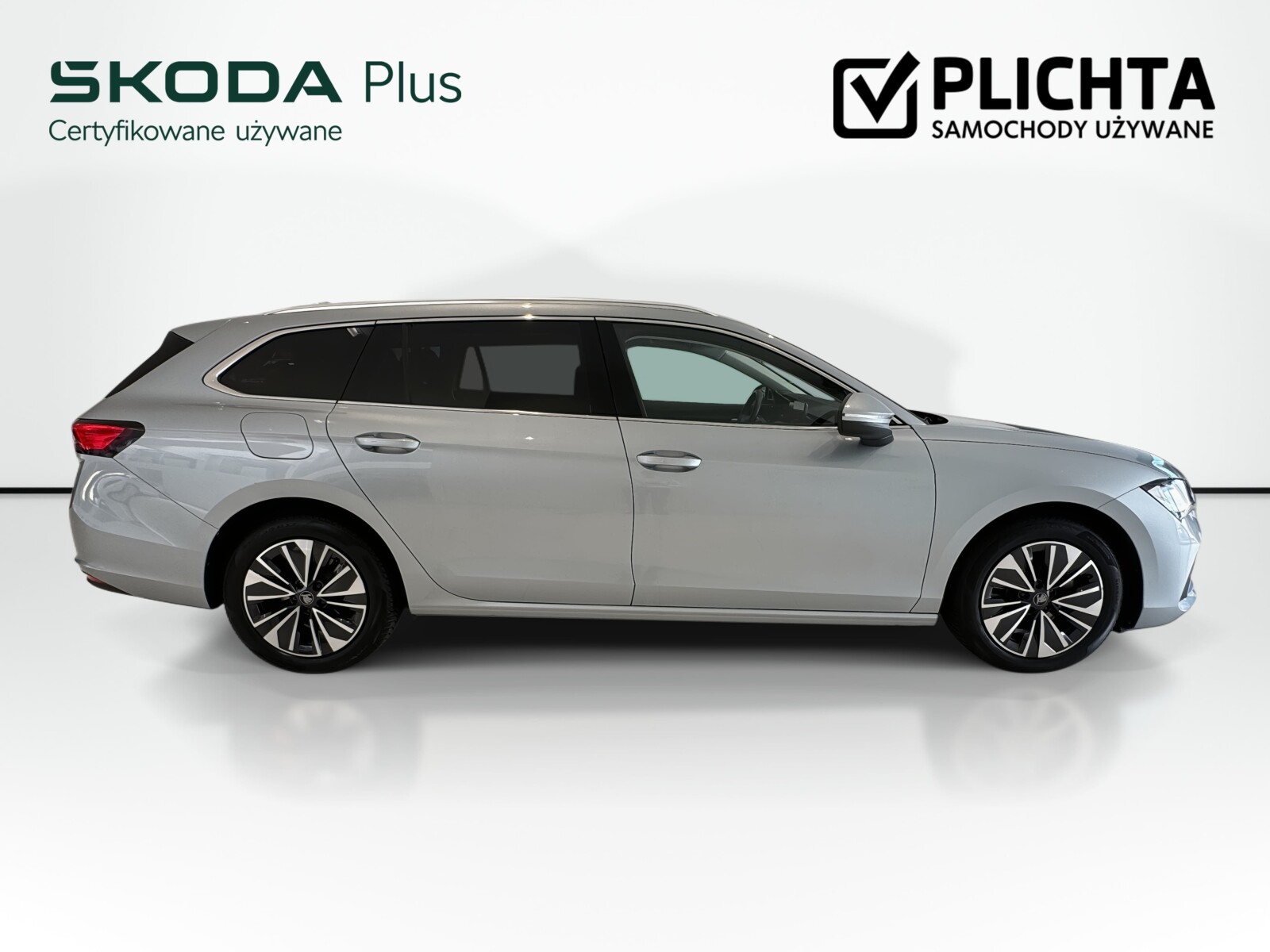 Škoda Superb Combi - zdjęcie 4