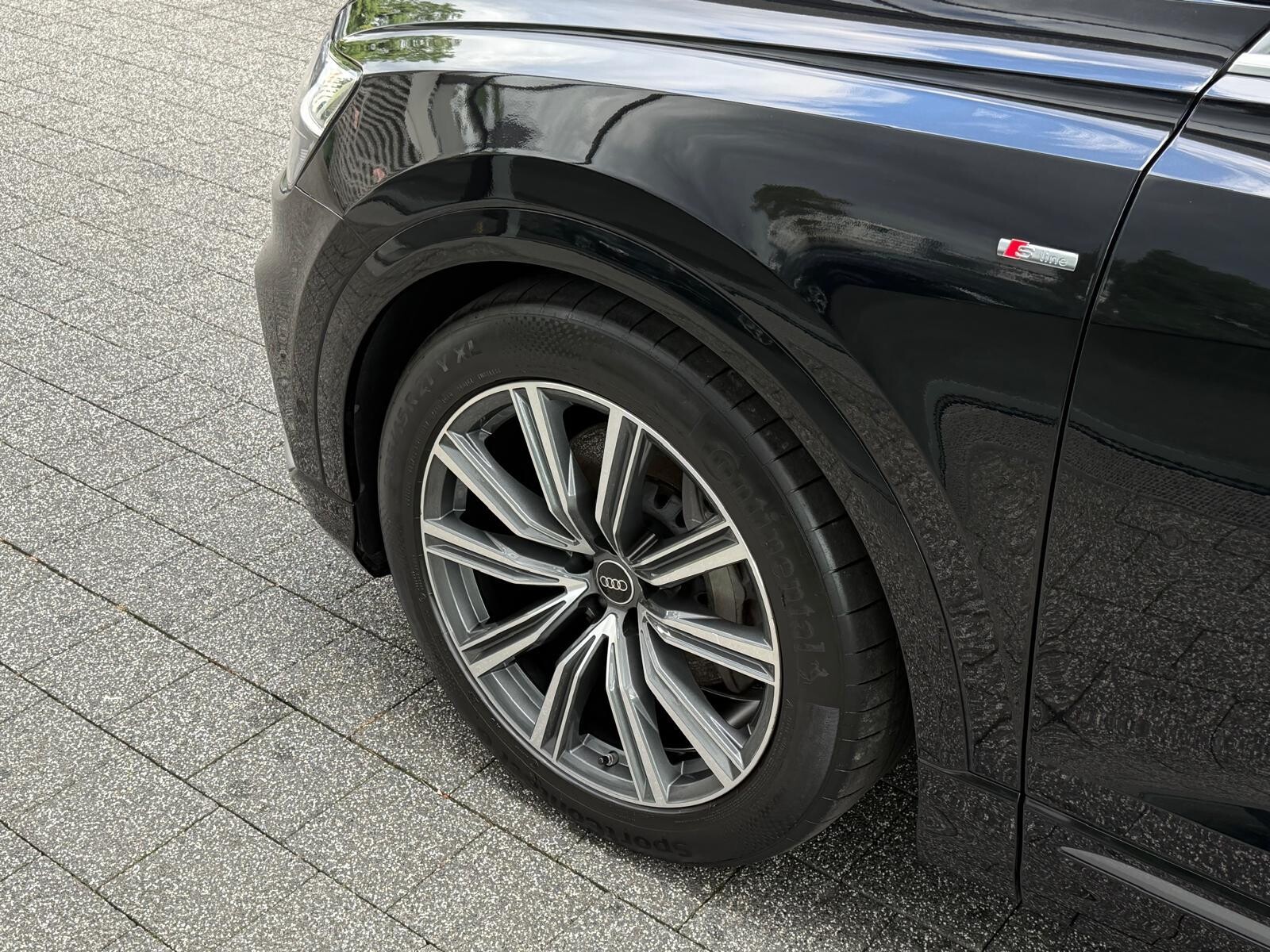 Audi Q8 - zdjęcie 12