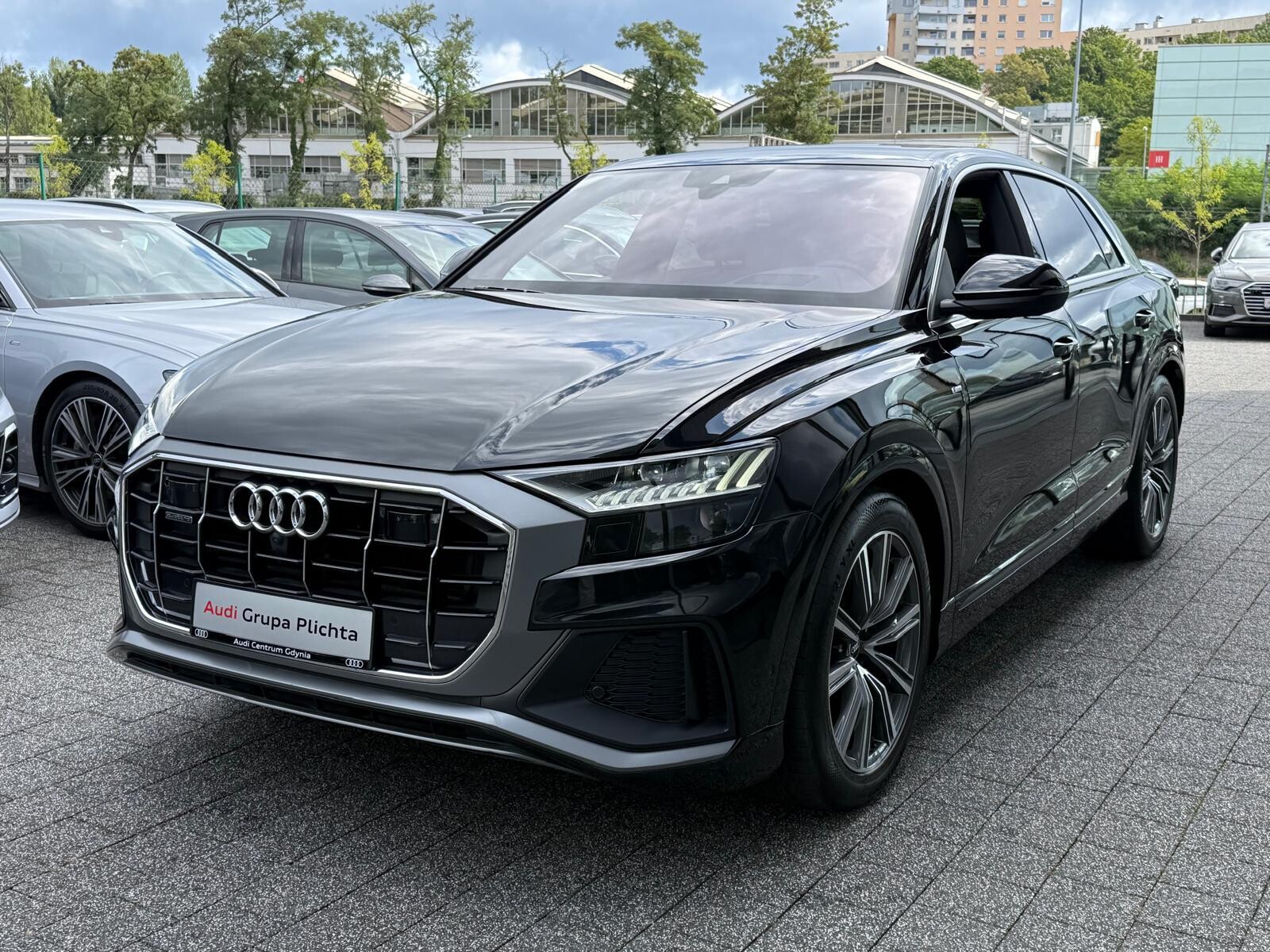Audi Q8 - zdjęcie 10