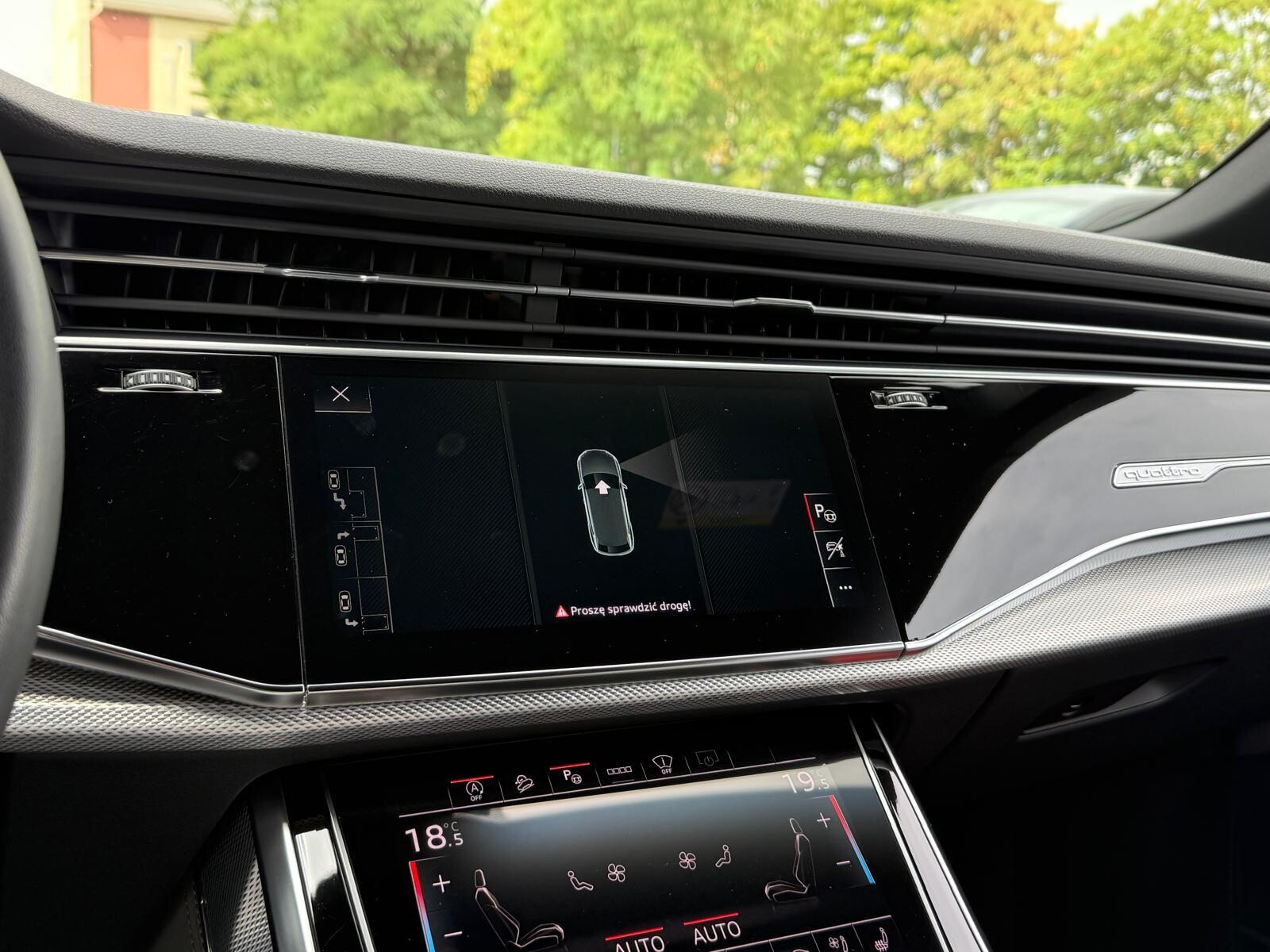 Audi Q8 - zdjęcie 36