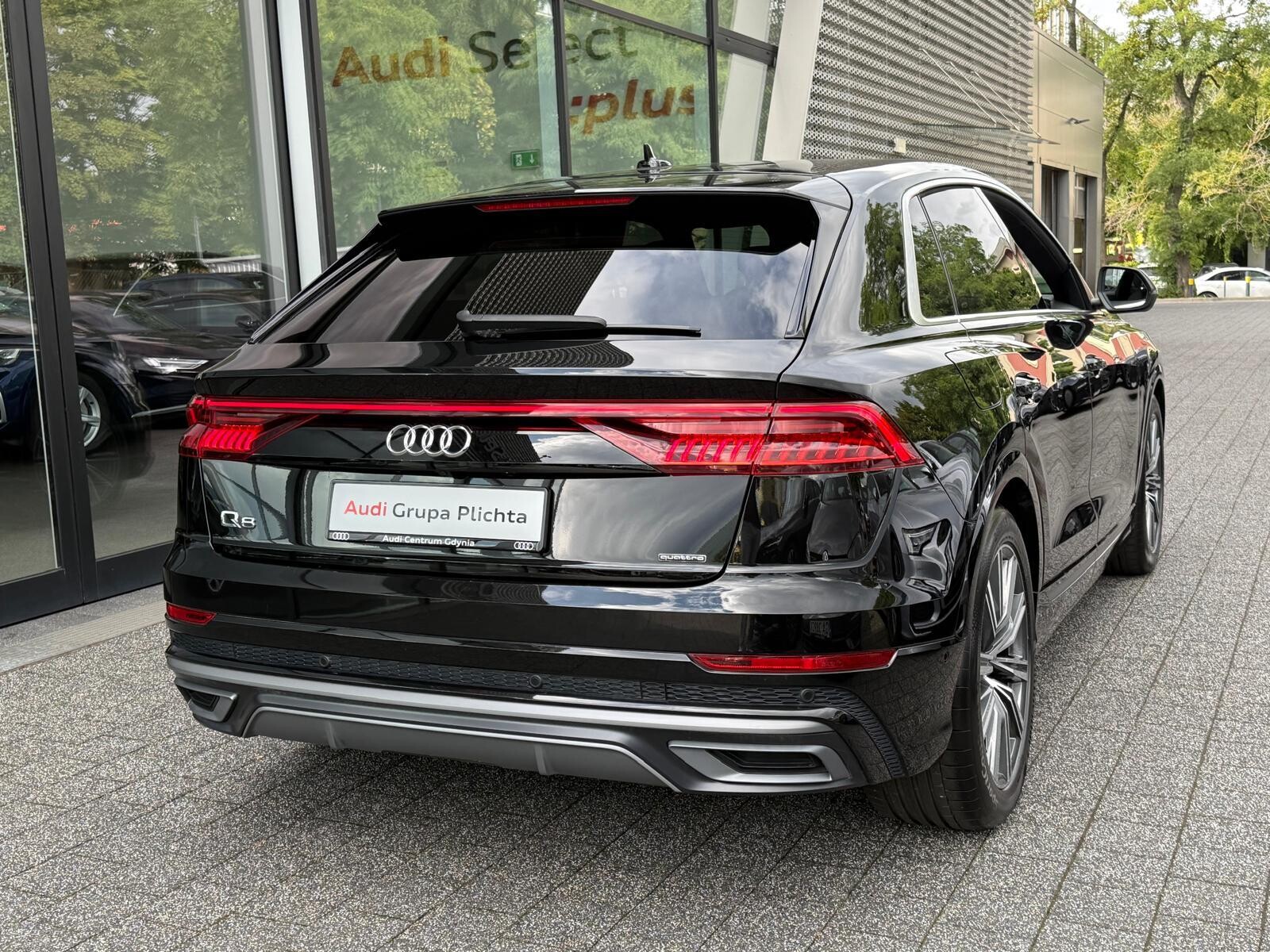 Audi Q8 - zdjęcie 11