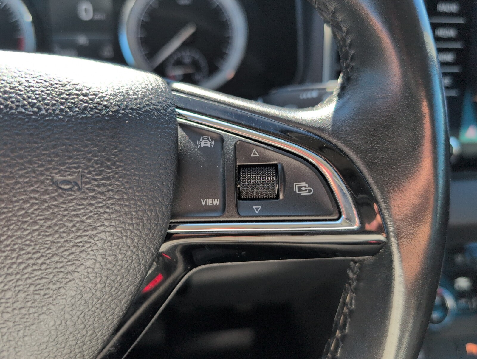 Škoda Karoq - zdjęcie 22