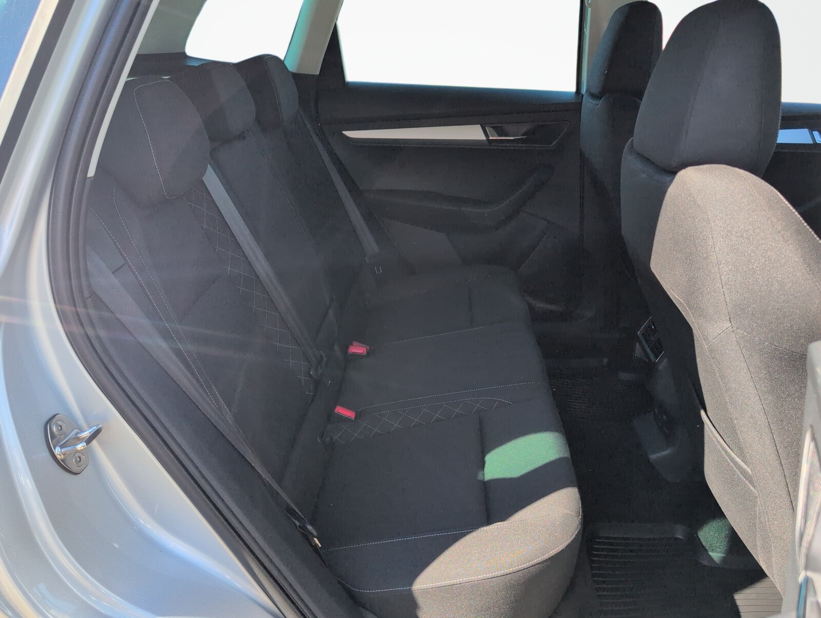 Škoda Karoq - zdjęcie 11